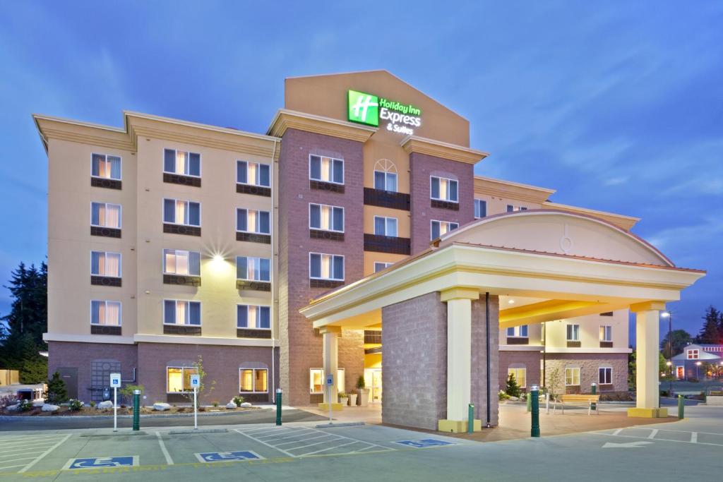 Holiday Inn Express Hotel & Suites Seattle North - Lynnwood an IHG Hotel Main image 1